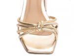 detalhe bico sandália feminina dourada feminino | VitriNerm