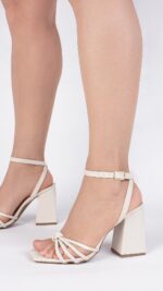 sandália feminina off white feminino elegante comprar | VitriNerm