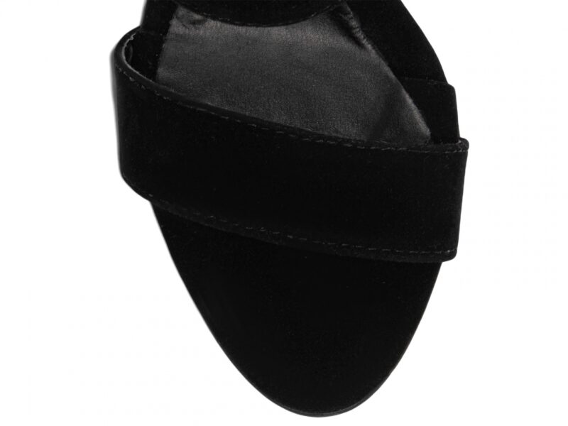 detalhe bico sandália feminina preto feminino | VitriNerm