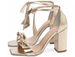 detalhe salto 8,5cm dourada sandália feminina | VitriNerm