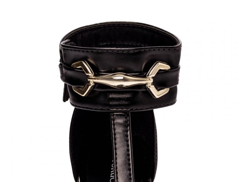 detalhe bico sandália feminina preta feminino | VitriNerm
