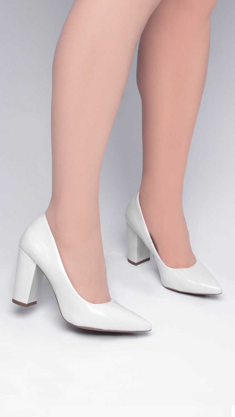 scarpin feminino off white feminino elegante comprar | VitriNerm
