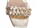 detalhe bico sandália feminina dourada feminino | VitriNerm