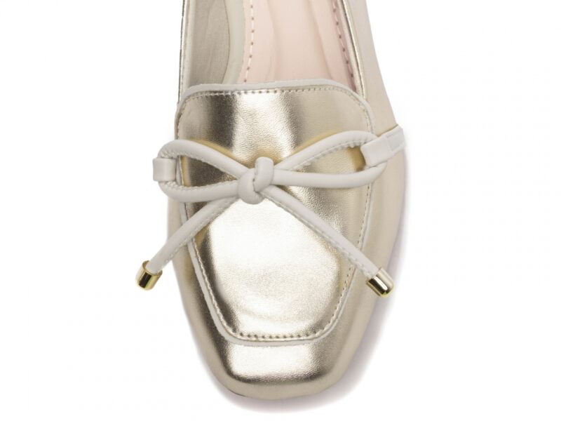 mocassim feminino dourado feminino elegante comprar | VitriNerm
