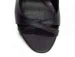 detalhe bico sandália feminina preta feminino | VitriNerm