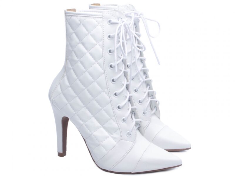 detalhe salto 10cm branca bota feminina | VitriNerm