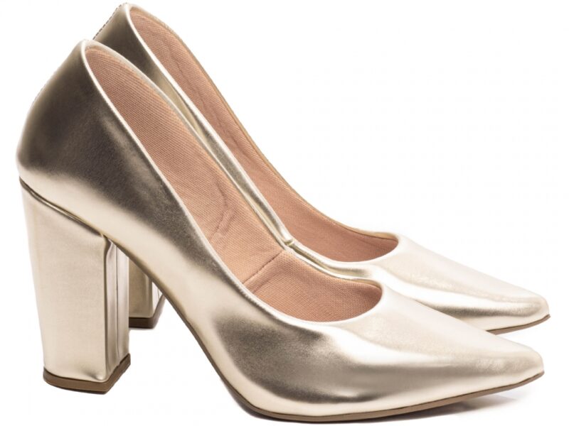 scarpin feminino dourado solado antiderrapante | VitriNerm