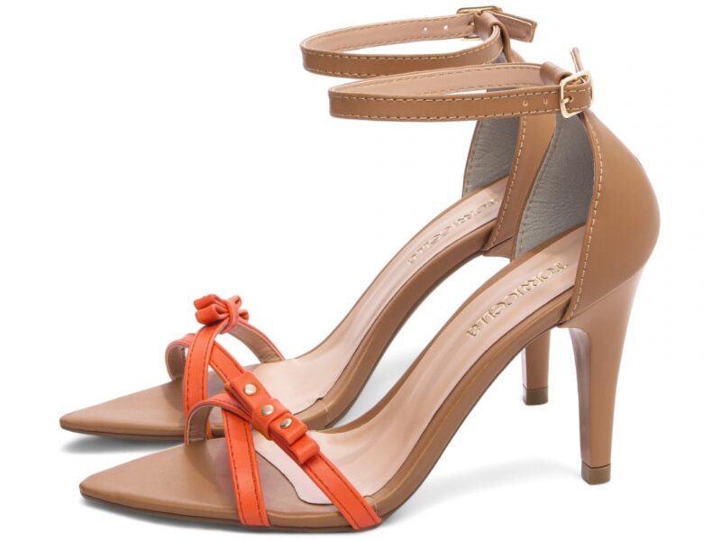 detalhe salto 9cm bege sandália feminina | VitriNerm