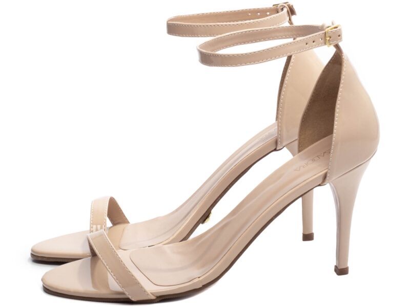 detalhe salto 10cm sandália feminina | VitriNerm