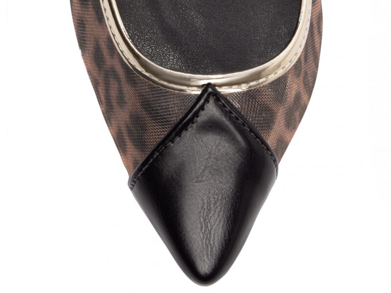 detalhe bico scarpin feminino preto feminino | VitriNerm