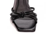 detalhe bico sandália feminina preta feminino | VitriNerm