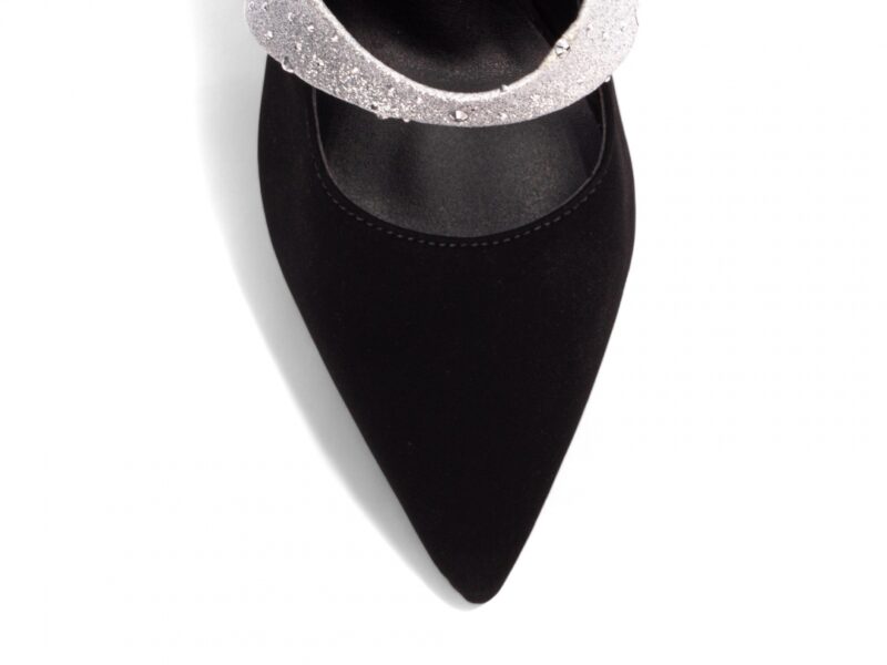 detalhe bico scarpin feminino preto feminino | VitriNerm