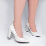 scarpin feminino off white feminino elegante comprar | VitriNerm