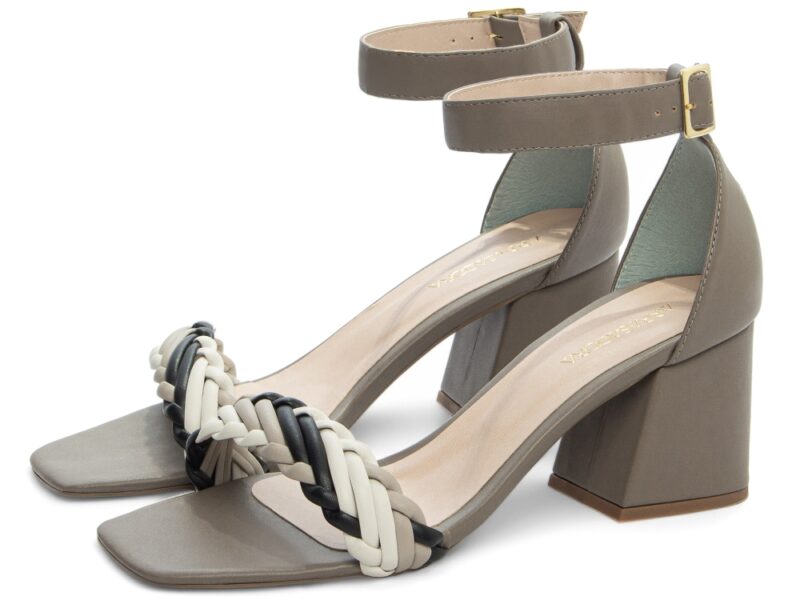 detalhe sandália feminina feminino | VitriNerm