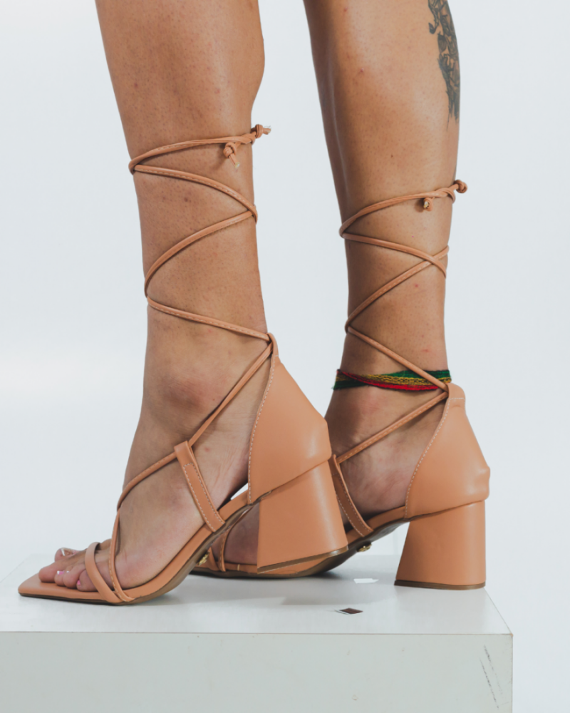 sandália feminina feminino elegante comprar | VitriNerm