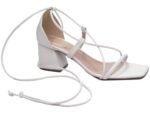 detalhe bico sandália feminina off white feminino | VitriNerm