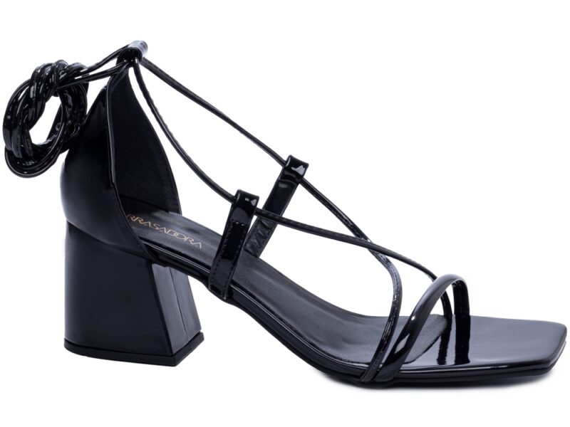 sandália preto salto 7cm verniz | VitriNerm