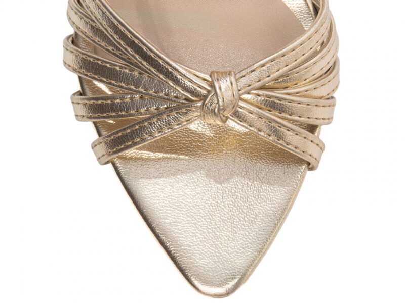 detalhe bico sandália feminina dourado feminino | VitriNerm