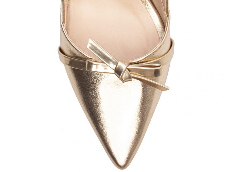 detalhe bico scarpin feminino dourado feminino | VitriNerm