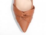 detalhe bico scarpin feminino caramelo feminino | VitriNerm