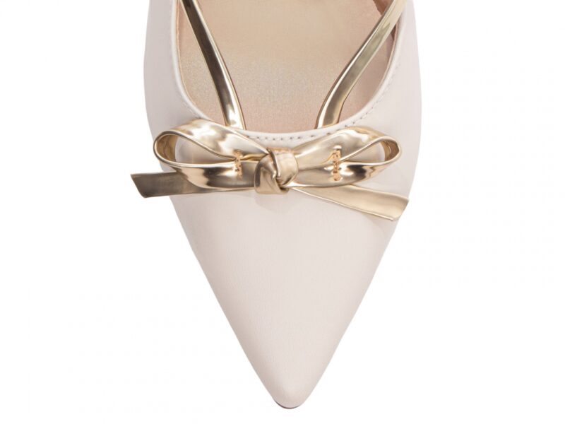 detalhe bico scarpin feminino off white feminino | VitriNerm