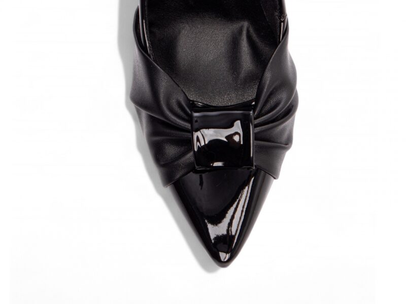 detalhe bico scarpin feminino preto feminino | VitriNerm