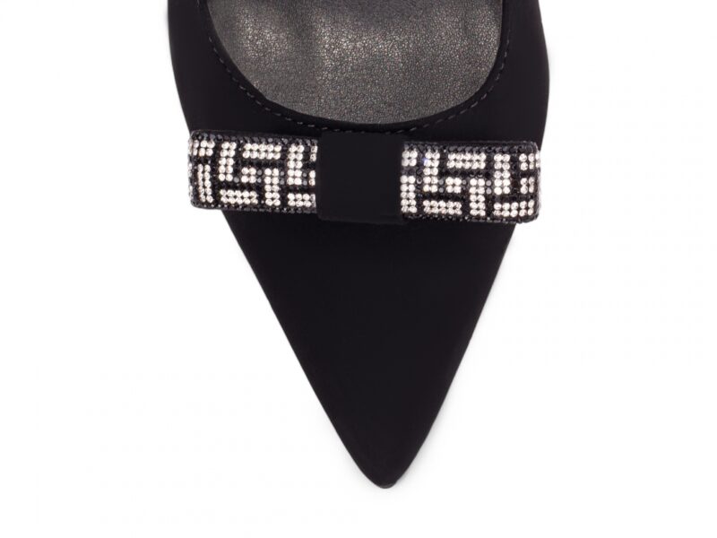 detalhe bico scarpin feminino preto feminino | VitriNerm