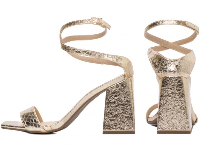 sandália feminina dourada vista lateral salto 9cm | VitriNerm