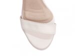 detalhe bico sandália feminina off white feminino | VitriNerm