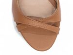detalhe bico sandália feminina caramelo feminino | VitriNerm