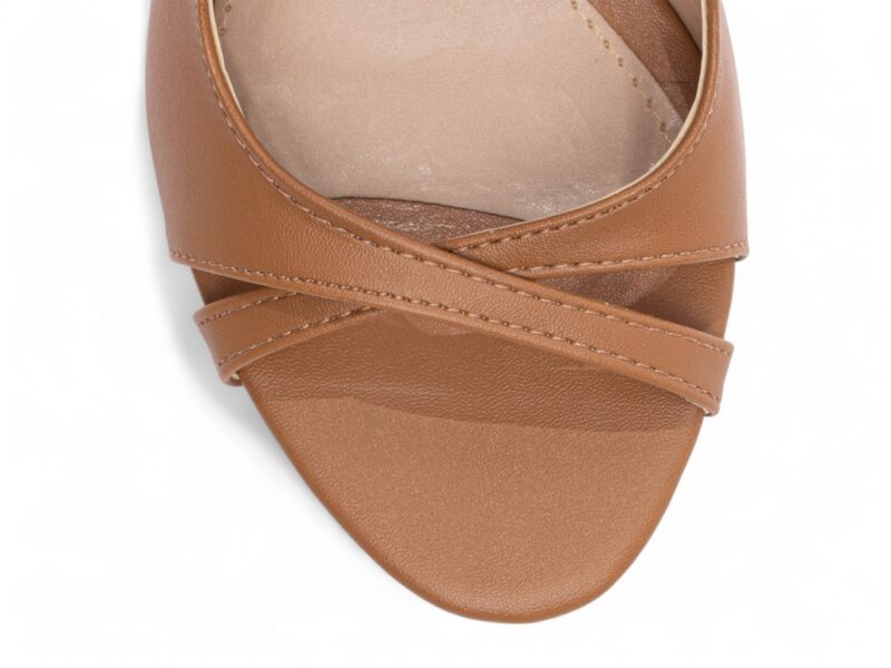 detalhe bico sandália feminina caramelo feminino | VitriNerm