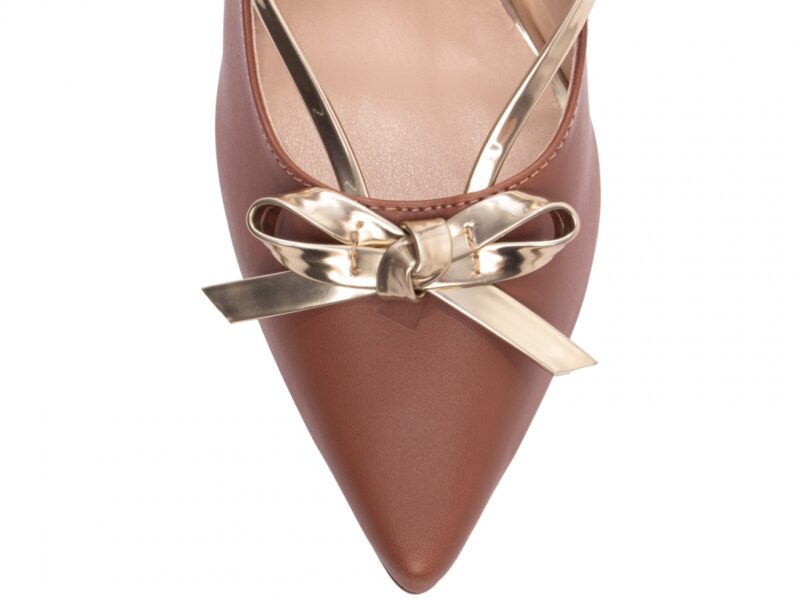 detalhe bico scarpin feminino caramelo feminino | VitriNerm