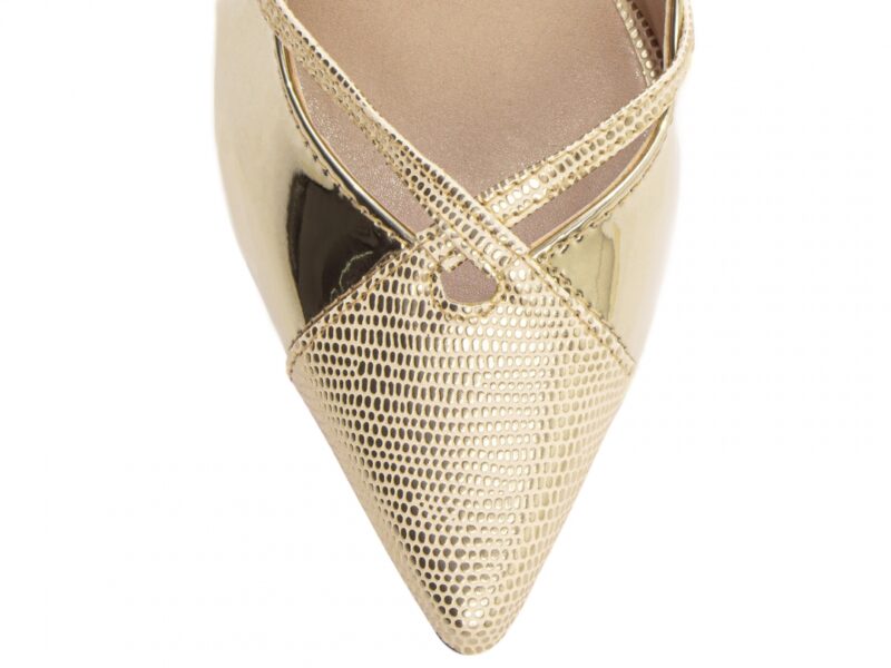 detalhe bico scarpin feminino dourado feminino | VitriNerm