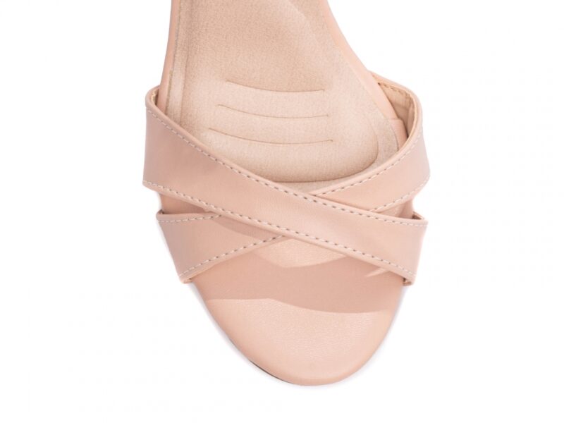 detalhe bico sandália feminina feminino | VitriNerm