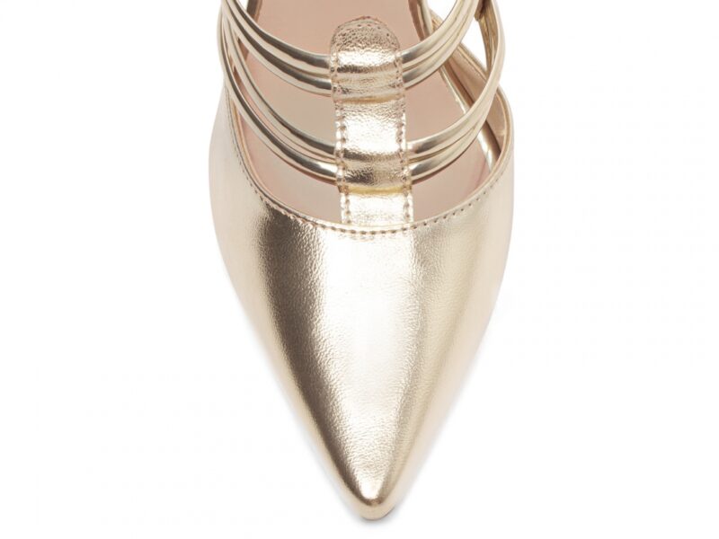 detalhe bico scarpin feminino dourado feminino | VitriNerm