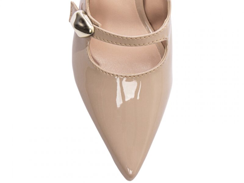 detalhe bico scarpin feminino dourada feminino | VitriNerm