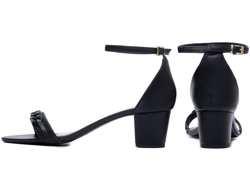 sandália feminina preto vista lateral | VitriNerm
