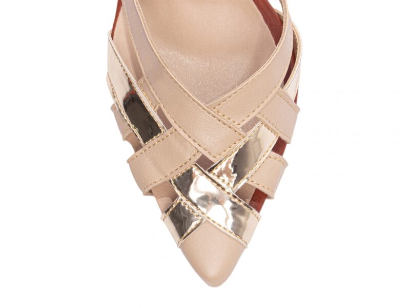 detalhe bico scarpin feminino caramelo feminino | VitriNerm