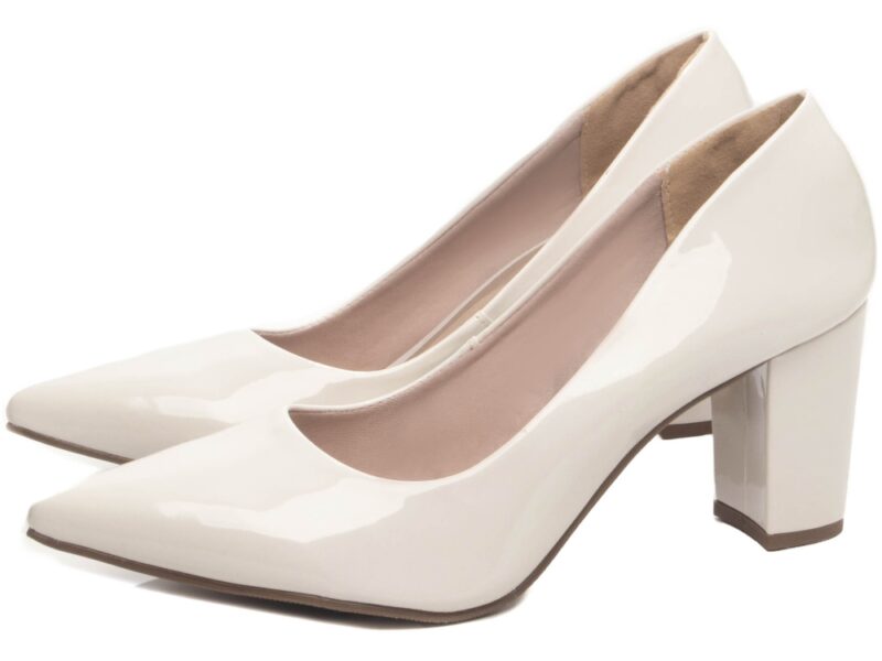 detalhe scarpin feminino off white feminino | VitriNerm