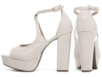 sandalia feminina off white par completo | VitriNerm