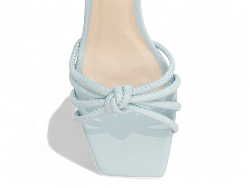 detalhe bico sandália feminina dourada feminino | VitriNerm