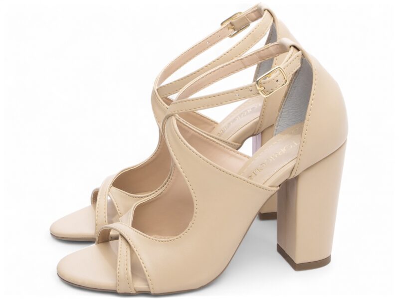 detalhe salto 8,5cm dourada sandália feminina | VitriNerm