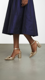 scarpin feminino dourado feminino elegante comprar | VitriNerm