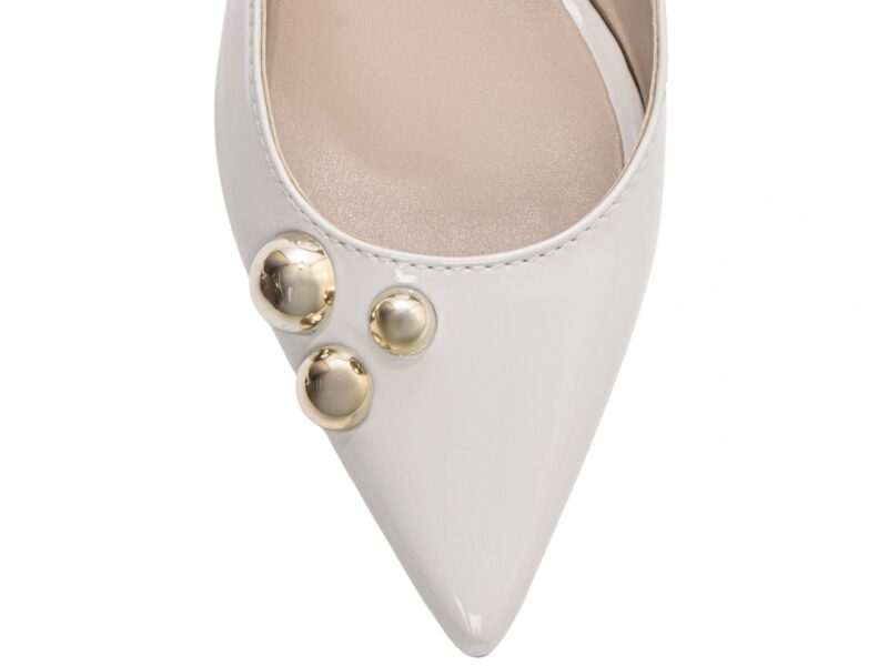 detalhe bico scarpin feminino off white feminino | VitriNerm
