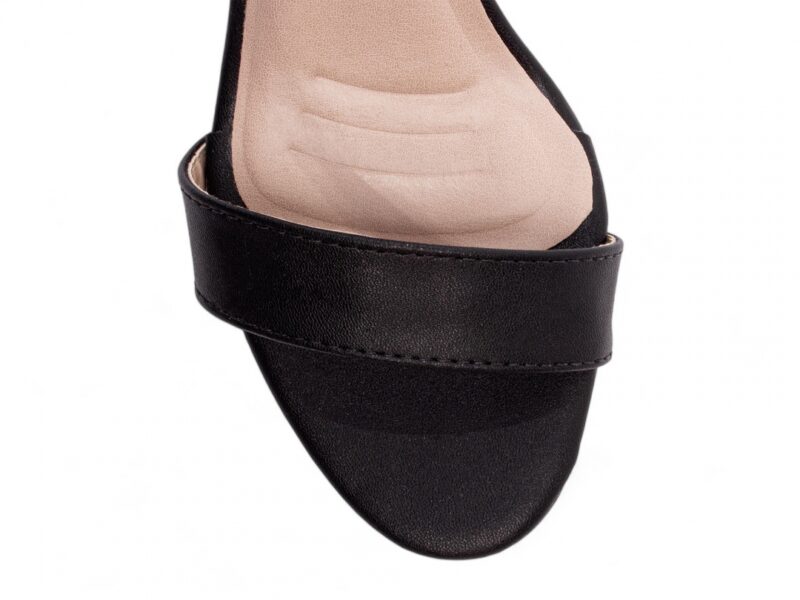 detalhe bico sandália feminina preta feminino | VitriNerm