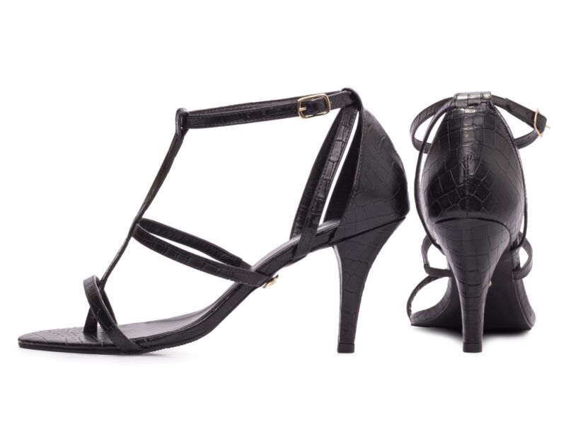 sandália feminina preta vista lateral | VitriNerm