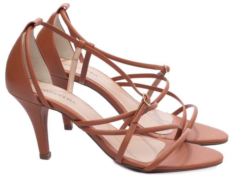 detalhe salto 9,5cm caramelo sandália feminina | VitriNerm