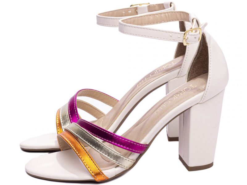 detalhe salto 8,5cm sandália feminina | VitriNerm