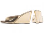sandália feminina dourada vista lateral salto 7cm | VitriNerm