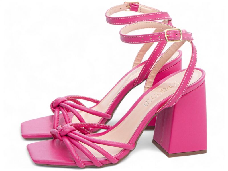 detalhe salto 9cm dourada sandália feminina | VitriNerm